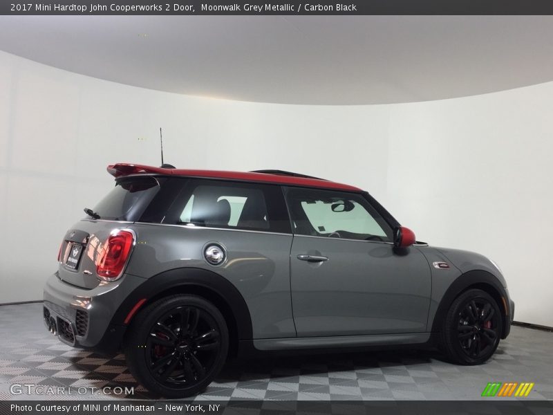 Moonwalk Grey Metallic / Carbon Black 2017 Mini Hardtop John Cooperworks 2 Door