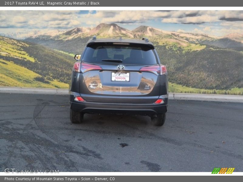 Magnetic Gray Metallic / Black 2017 Toyota RAV4 LE