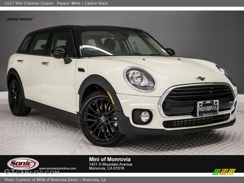 Pepper White / Carbon Black 2017 Mini Clubman Cooper