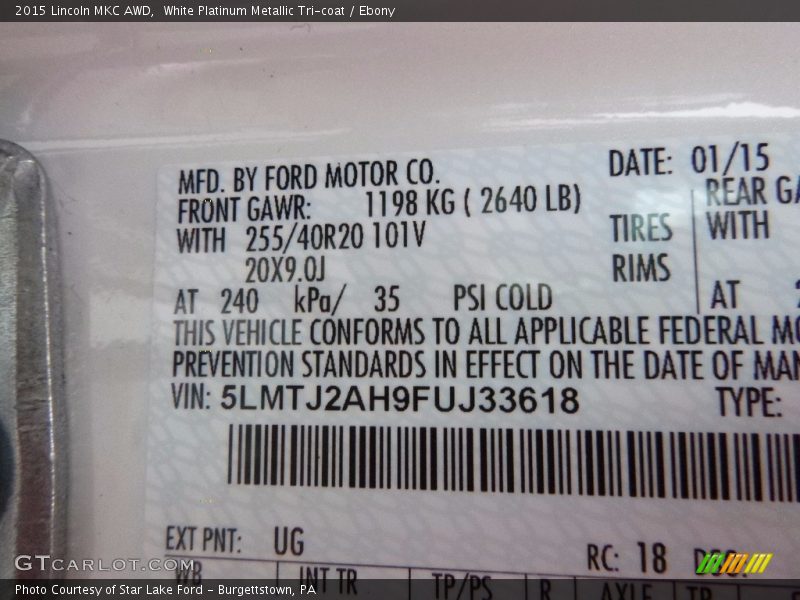 White Platinum Metallic Tri-coat / Ebony 2015 Lincoln MKC AWD