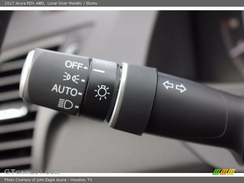 Controls of 2017 RDX AWD