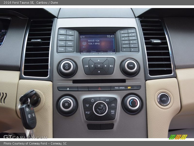 Controls of 2016 Taurus SE