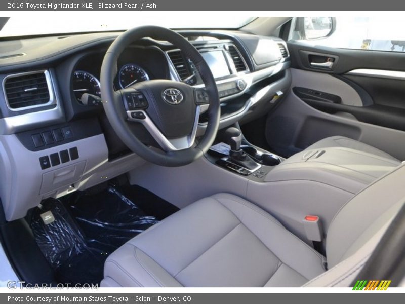 Blizzard Pearl / Ash 2016 Toyota Highlander XLE