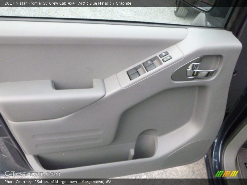 Arctic Blue Metallic / Graphite 2017 Nissan Frontier SV Crew Cab 4x4