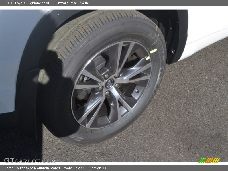 Blizzard Pearl / Ash 2016 Toyota Highlander XLE