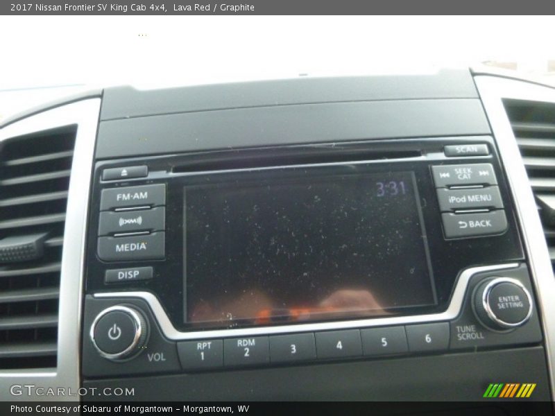 Controls of 2017 Frontier SV King Cab 4x4