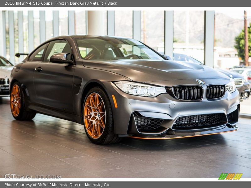 Front 3/4 View of 2016 M4 GTS Coupe