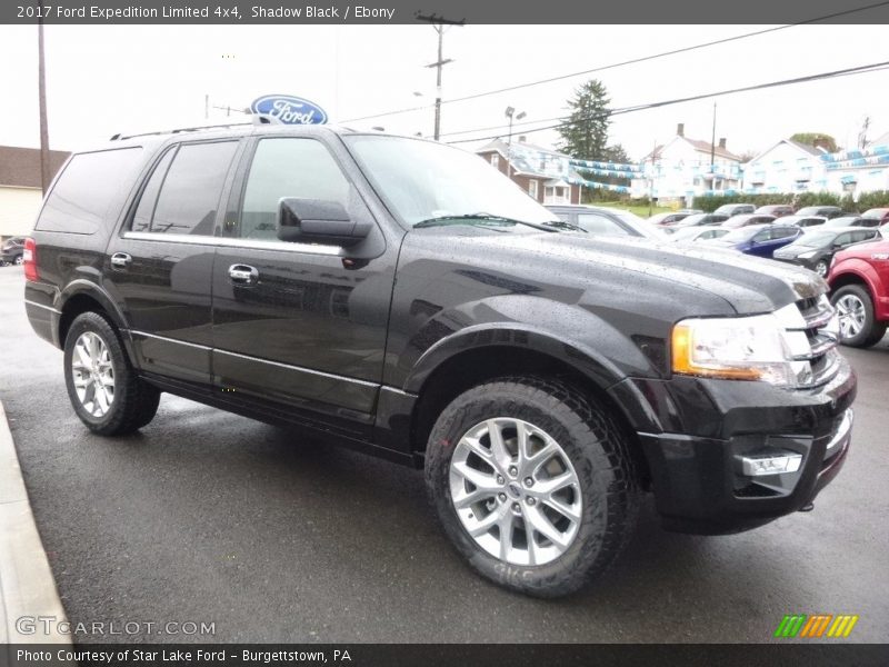 Front 3/4 View of 2017 Expedition Limited 4x4