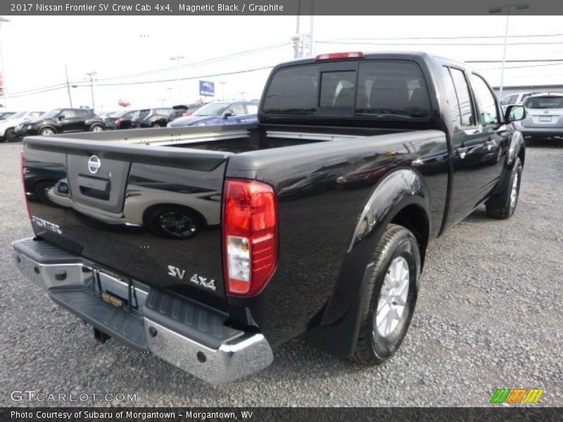  2017 Frontier SV Crew Cab 4x4 Magnetic Black