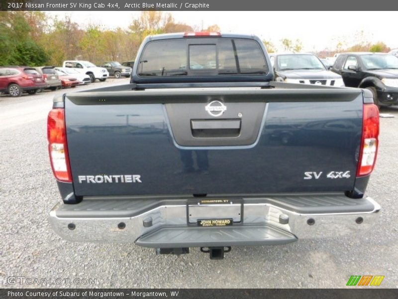 Arctic Blue Metallic / Graphite 2017 Nissan Frontier SV King Cab 4x4