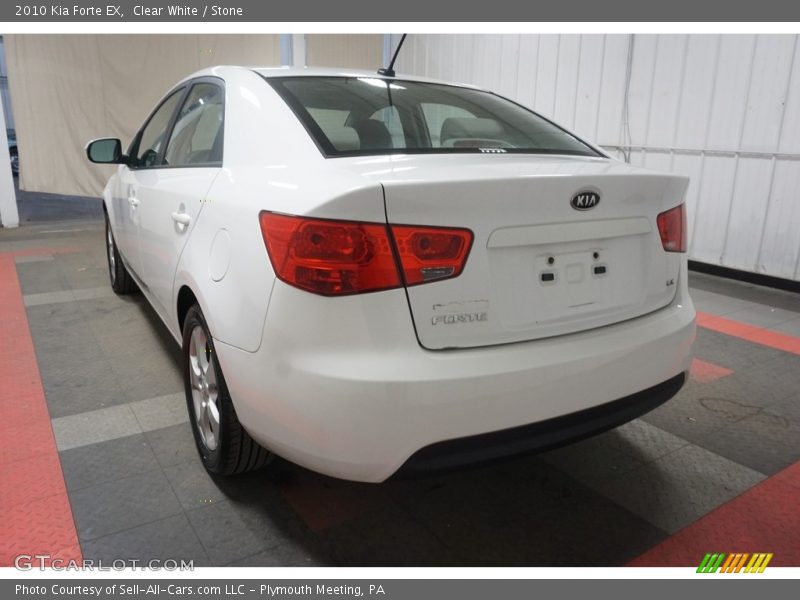 Clear White / Stone 2010 Kia Forte EX