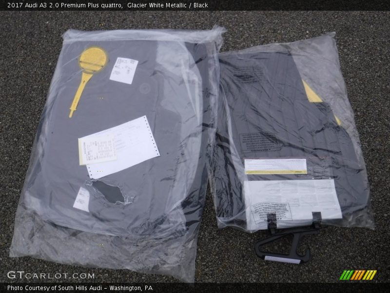 Glacier White Metallic / Black 2017 Audi A3 2.0 Premium Plus quattro
