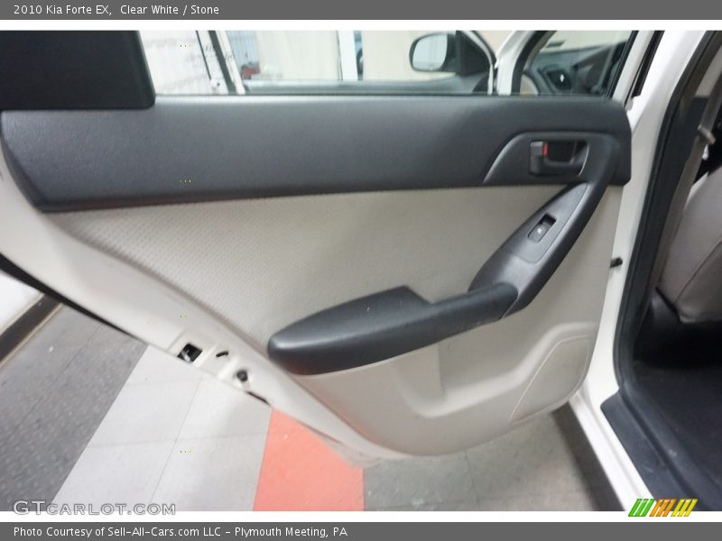 Clear White / Stone 2010 Kia Forte EX
