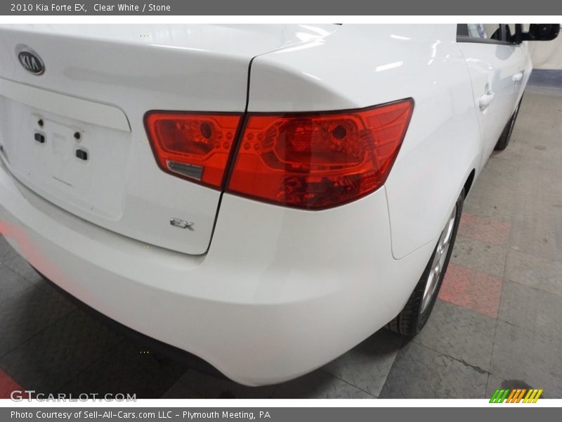 Clear White / Stone 2010 Kia Forte EX