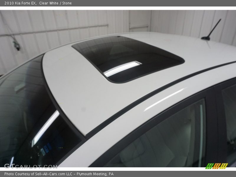 Clear White / Stone 2010 Kia Forte EX