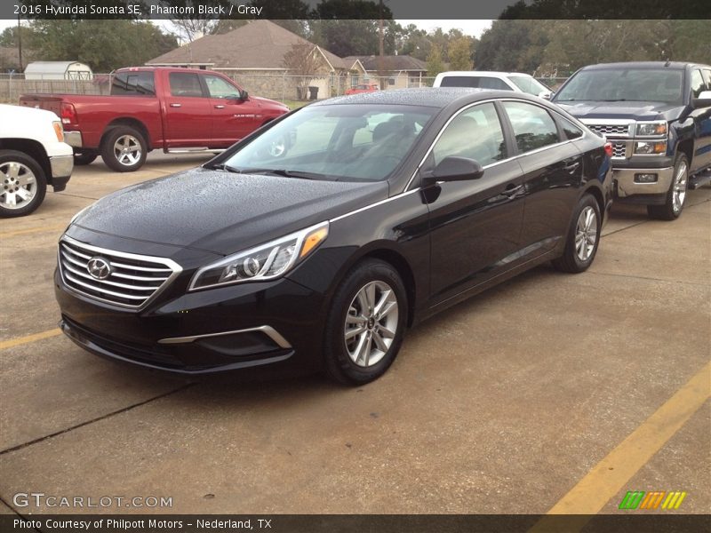 Phantom Black / Gray 2016 Hyundai Sonata SE