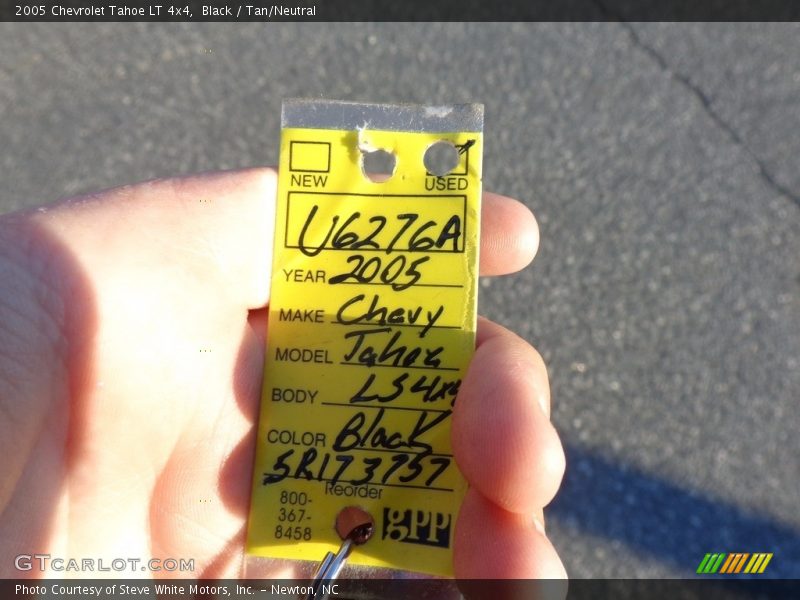 Black / Tan/Neutral 2005 Chevrolet Tahoe LT 4x4