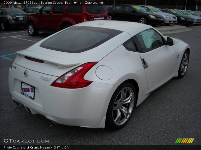 Pearl White / Gray Leather 2009 Nissan 370Z Sport Touring Coupe