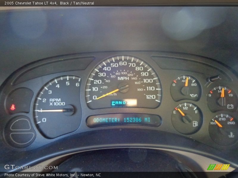 Black / Tan/Neutral 2005 Chevrolet Tahoe LT 4x4