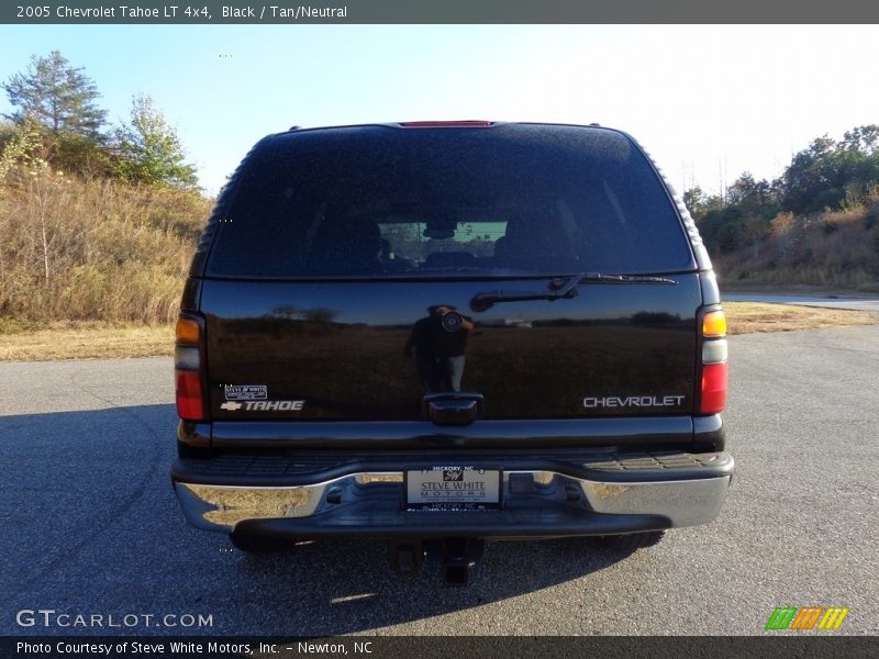 Black / Tan/Neutral 2005 Chevrolet Tahoe LT 4x4