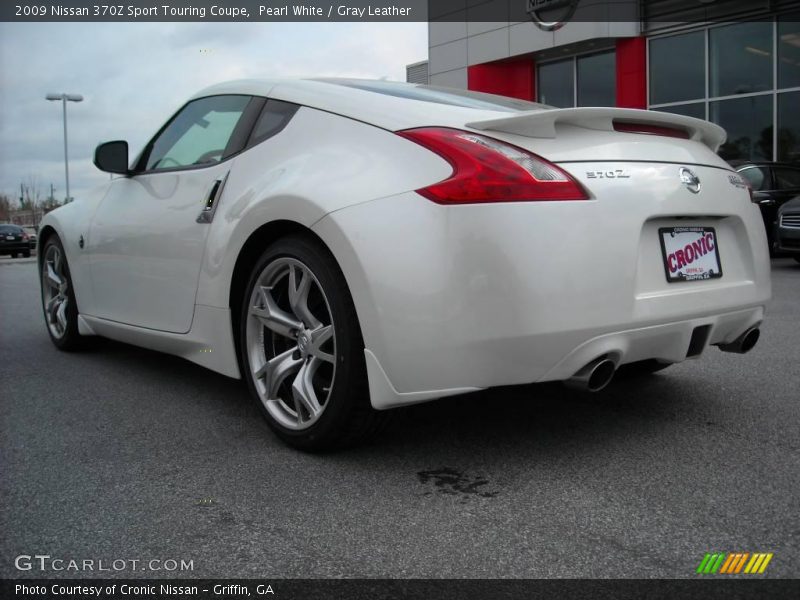 Pearl White / Gray Leather 2009 Nissan 370Z Sport Touring Coupe
