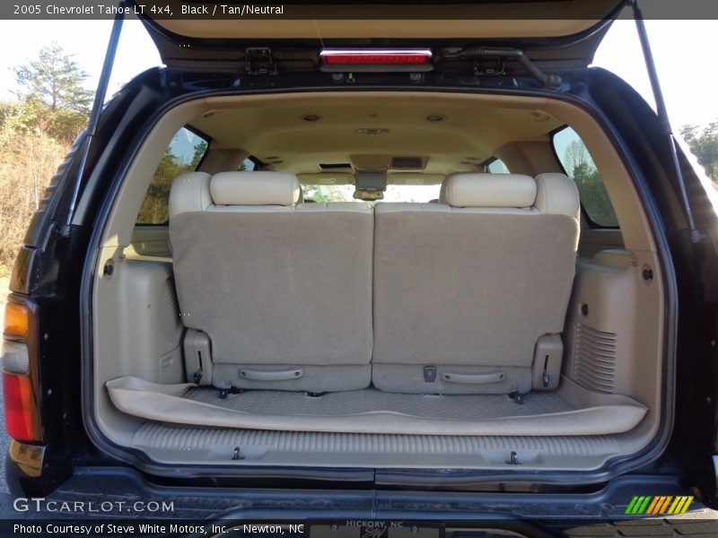 Black / Tan/Neutral 2005 Chevrolet Tahoe LT 4x4