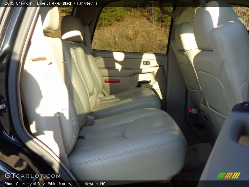 Black / Tan/Neutral 2005 Chevrolet Tahoe LT 4x4