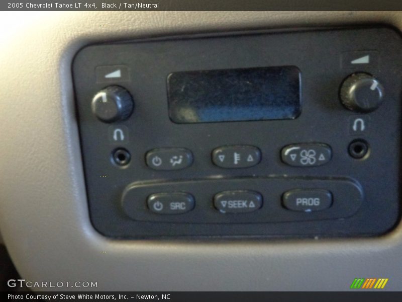 Black / Tan/Neutral 2005 Chevrolet Tahoe LT 4x4