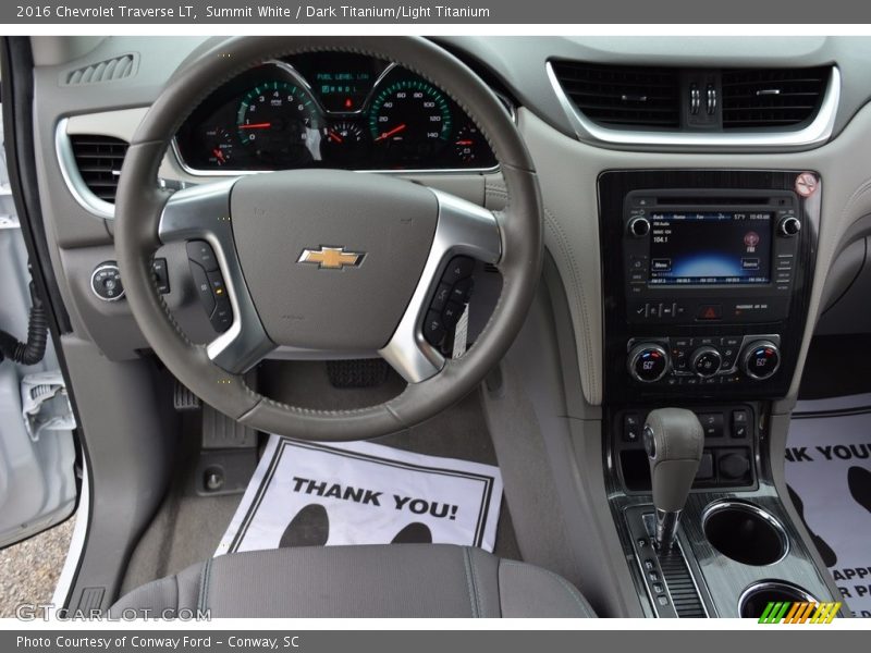Summit White / Dark Titanium/Light Titanium 2016 Chevrolet Traverse LT