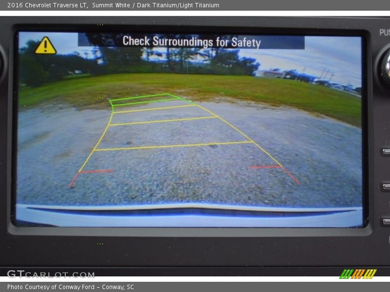 Summit White / Dark Titanium/Light Titanium 2016 Chevrolet Traverse LT