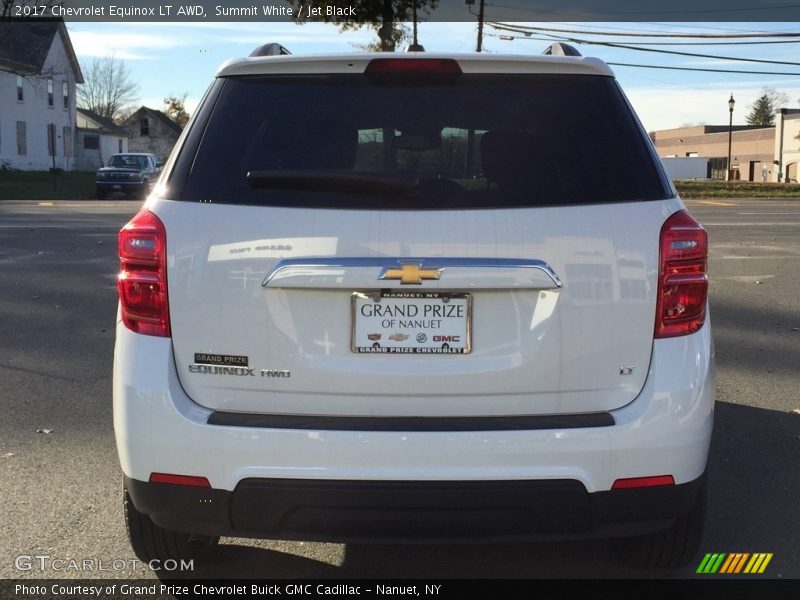 Summit White / Jet Black 2017 Chevrolet Equinox LT AWD