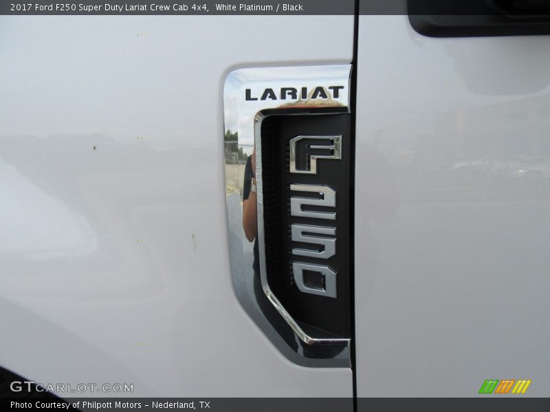 White Platinum / Black 2017 Ford F250 Super Duty Lariat Crew Cab 4x4