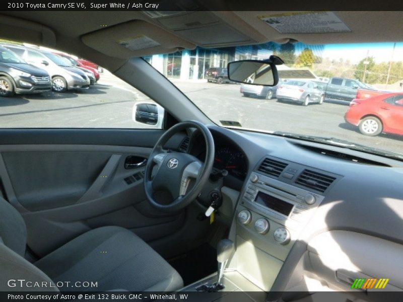 Super White / Ash Gray 2010 Toyota Camry SE V6