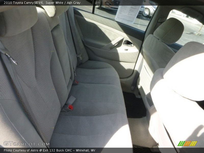 Super White / Ash Gray 2010 Toyota Camry SE V6