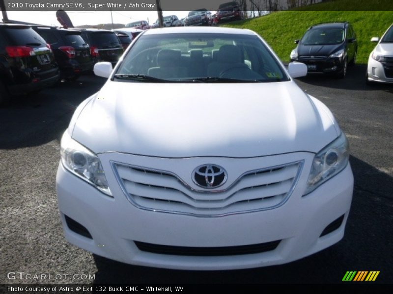 Super White / Ash Gray 2010 Toyota Camry SE V6