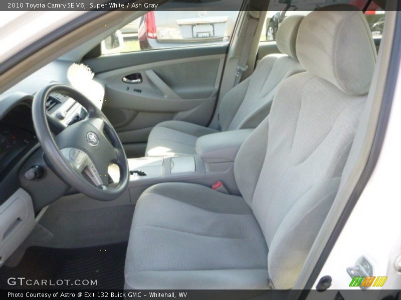 Super White / Ash Gray 2010 Toyota Camry SE V6