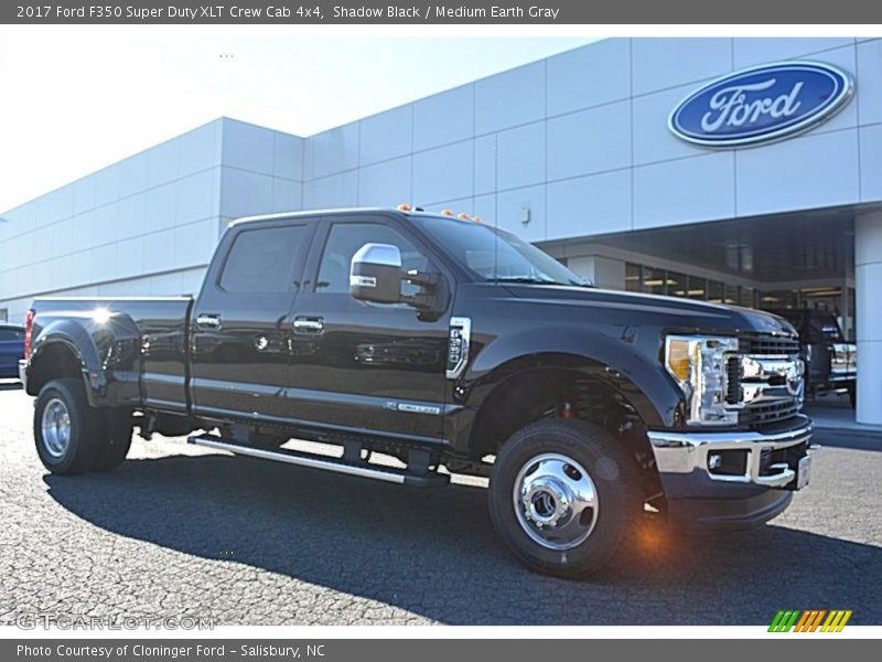 Shadow Black / Medium Earth Gray 2017 Ford F350 Super Duty XLT Crew Cab 4x4