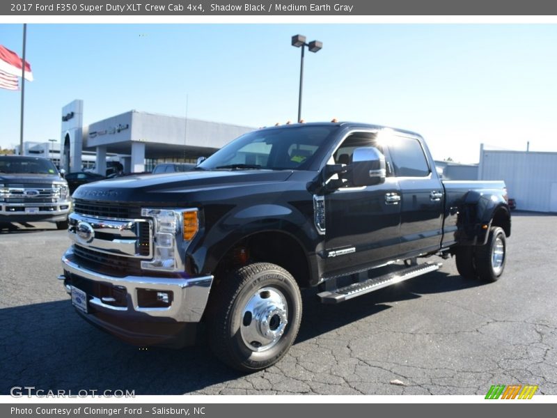 Shadow Black / Medium Earth Gray 2017 Ford F350 Super Duty XLT Crew Cab 4x4