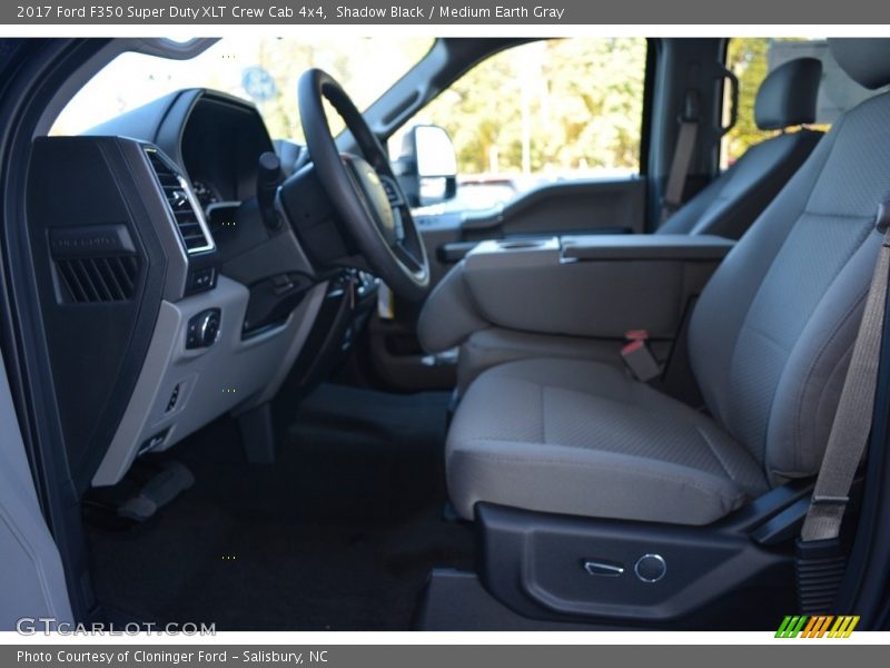Shadow Black / Medium Earth Gray 2017 Ford F350 Super Duty XLT Crew Cab 4x4