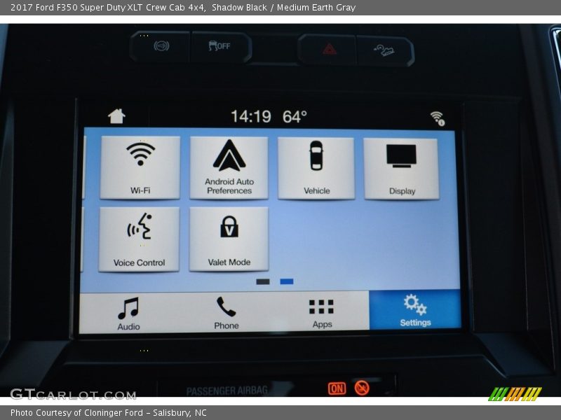 Shadow Black / Medium Earth Gray 2017 Ford F350 Super Duty XLT Crew Cab 4x4