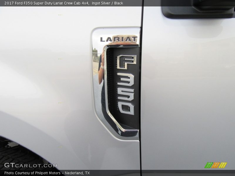  2017 F350 Super Duty Lariat Crew Cab 4x4 Logo