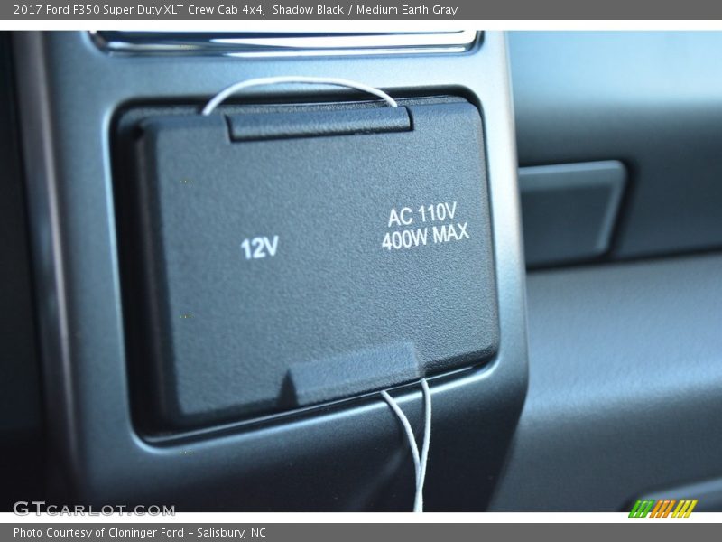 Shadow Black / Medium Earth Gray 2017 Ford F350 Super Duty XLT Crew Cab 4x4