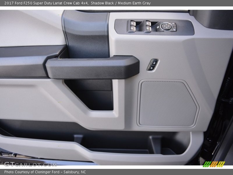 Shadow Black / Medium Earth Gray 2017 Ford F250 Super Duty Lariat Crew Cab 4x4