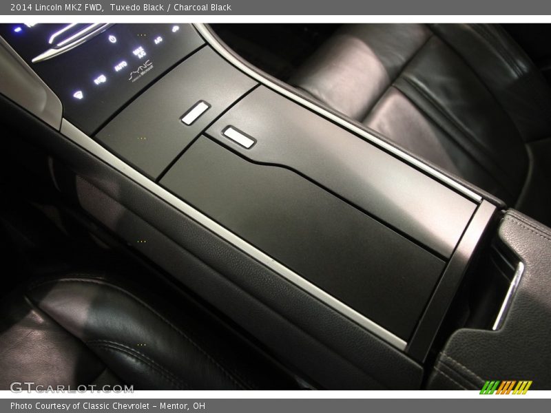 Tuxedo Black / Charcoal Black 2014 Lincoln MKZ FWD