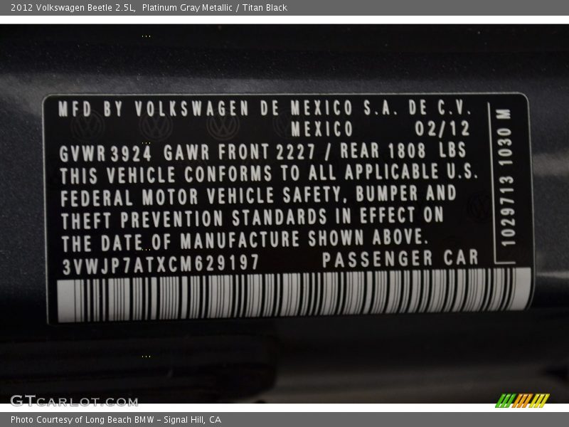 Platinum Gray Metallic / Titan Black 2012 Volkswagen Beetle 2.5L