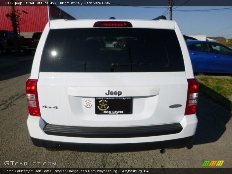 Bright White / Dark Slate Gray 2017 Jeep Patriot Latitude 4x4