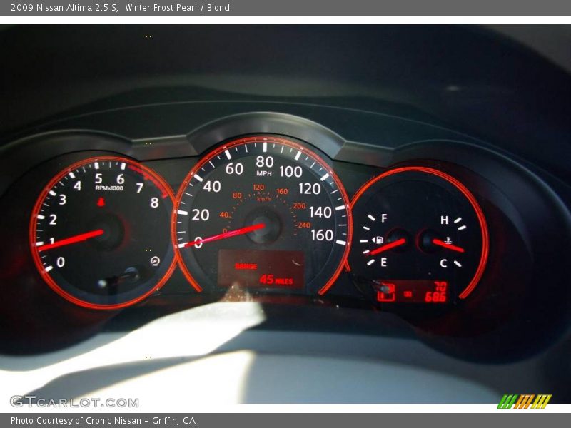 Winter Frost Pearl / Blond 2009 Nissan Altima 2.5 S