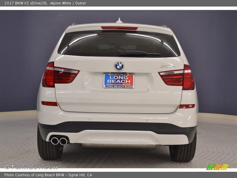 Alpine White / Oyster 2017 BMW X3 sDrive28i
