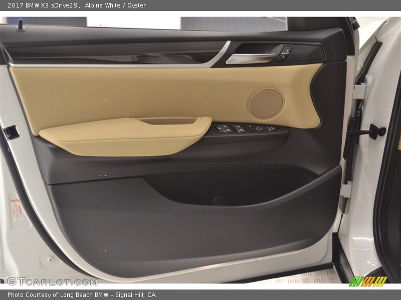 Alpine White / Oyster 2017 BMW X3 sDrive28i