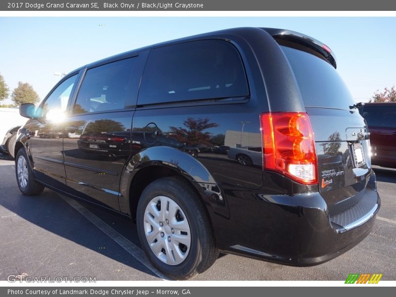 Black Onyx / Black/Light Graystone 2017 Dodge Grand Caravan SE